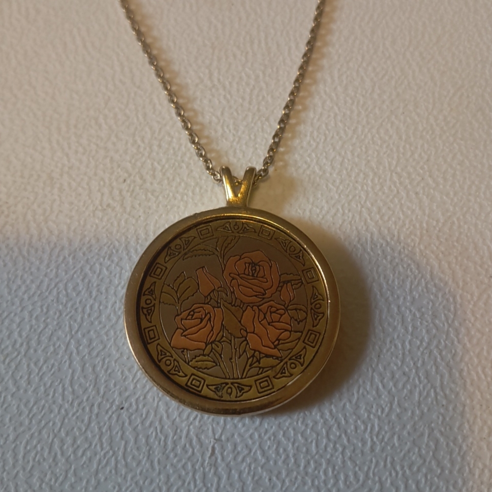 Amway yellow gold rose bouquet pendant necklace - 80s era Amway jewelry -